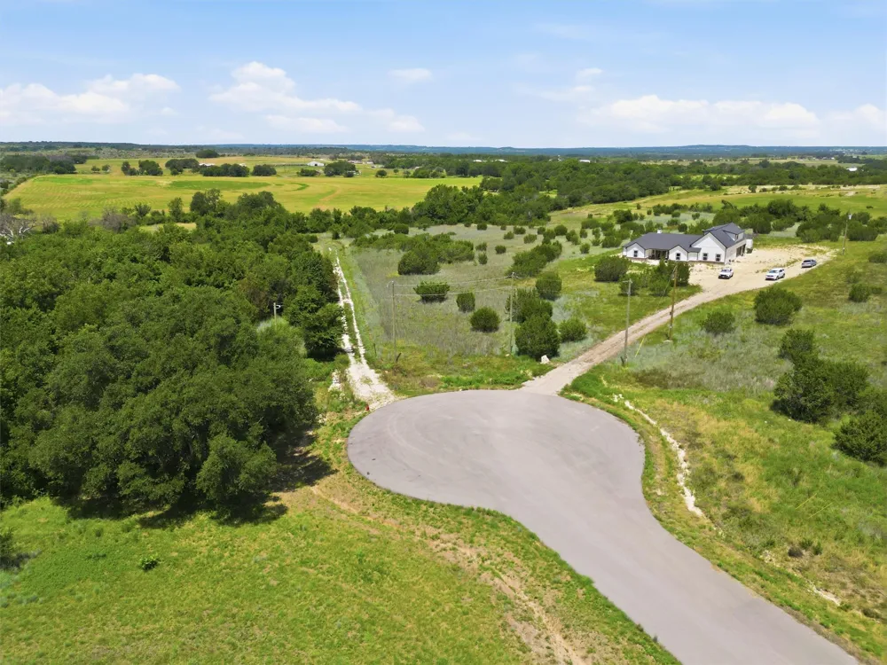 625 Hollow Drive Lipan, TX 76462