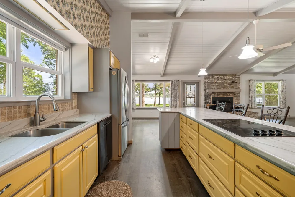 3935 Autumn Point Drive Wills Point, TX 75169