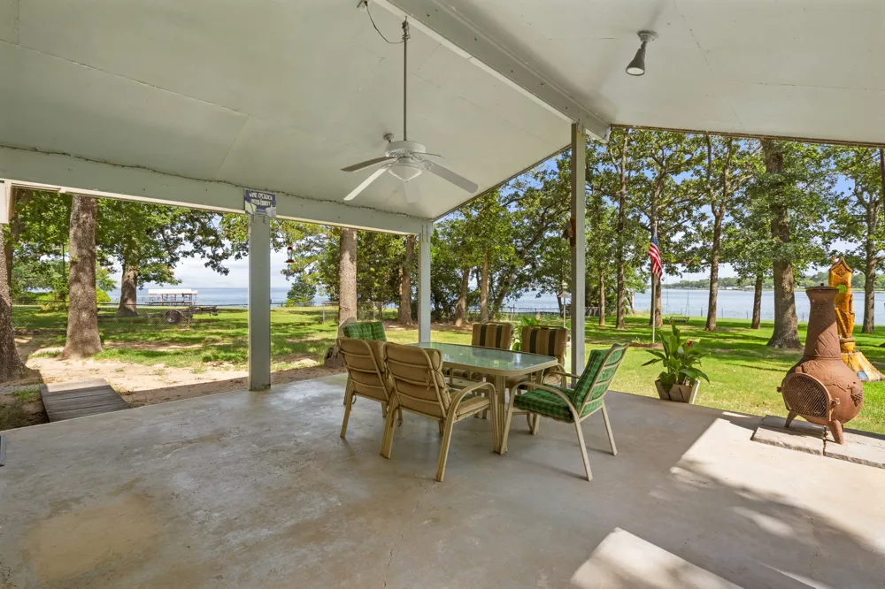 3935 Autumn Point Drive Wills Point, TX 75169