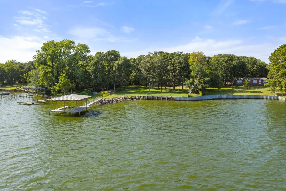 3935 Autumn Point Drive Wills Point, TX 75169