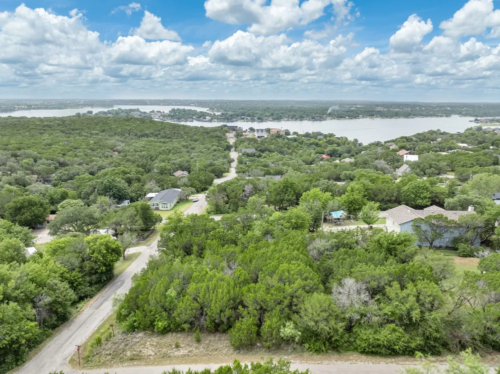 1725 Hitching Post Granbury, TX 76049