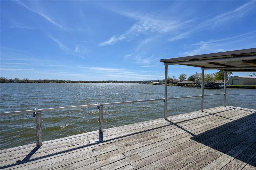1725 Hitching Post Granbury, TX 76049