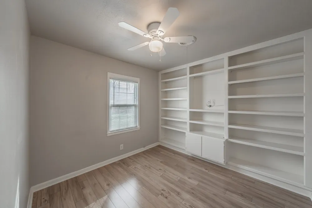 5805 Aton Avenue Westworth Village, TX 76114