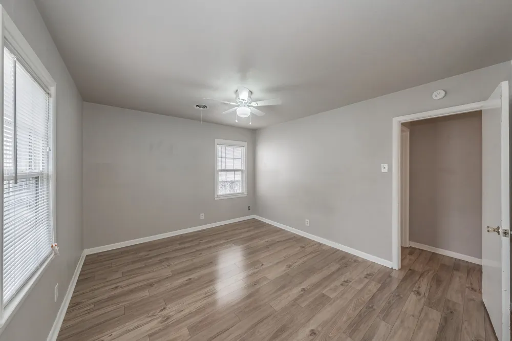 5805 Aton Avenue Westworth Village, TX 76114