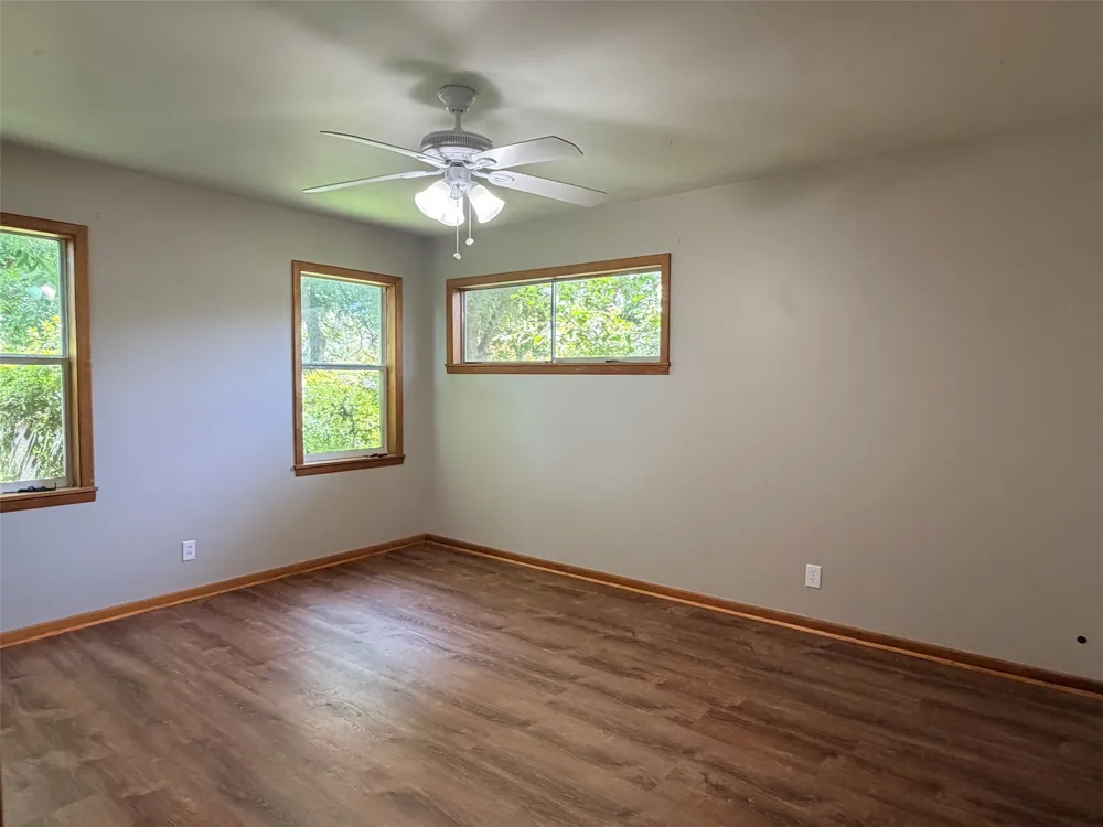 504 Elm Street Comanche, TX 76442
