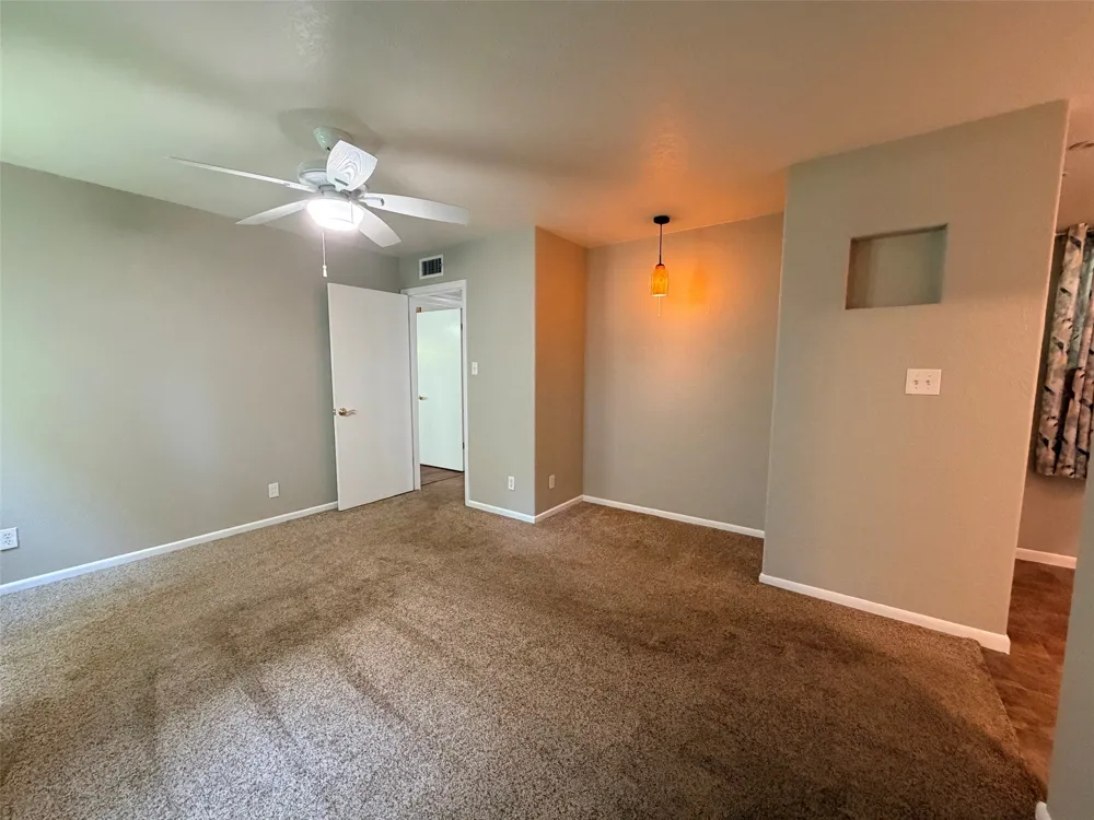 504 Elm Street Comanche, TX 76442