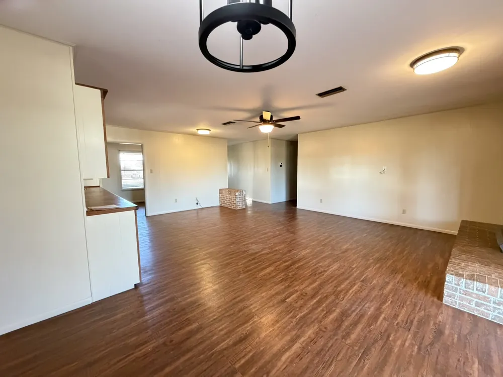 2529 State Highway 11 W Pittsburg, TX 75686