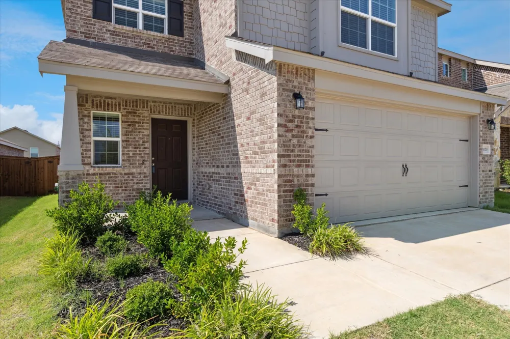 14020 Earlham Street Pilot Point, TX 76258
