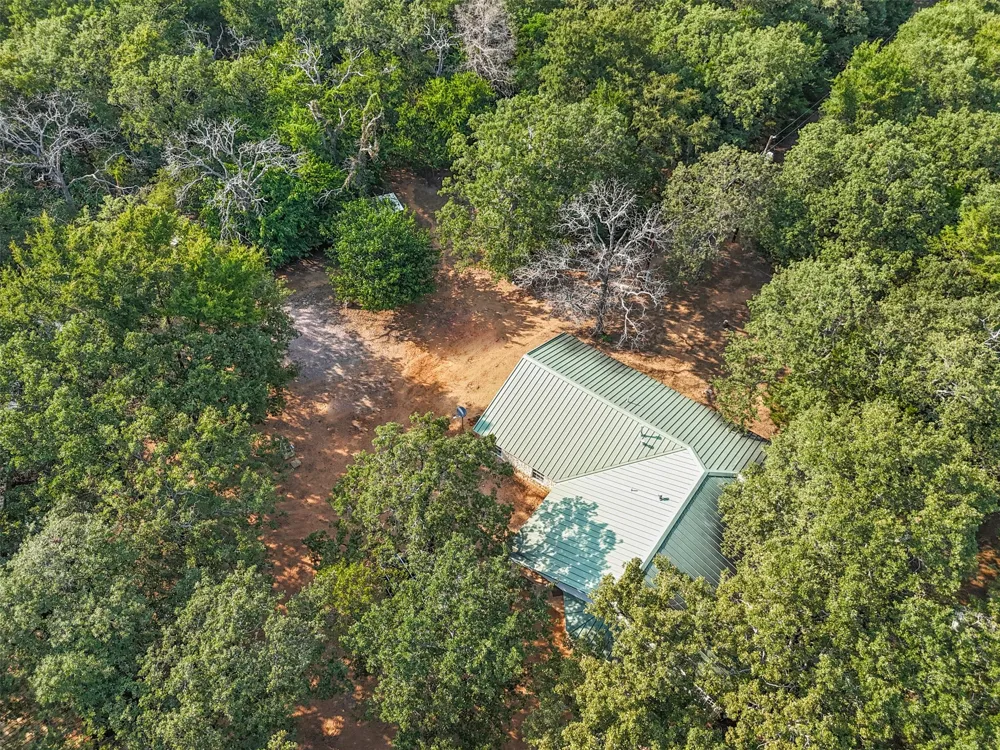 488 County Road 217 Collinsville, TX 76233
