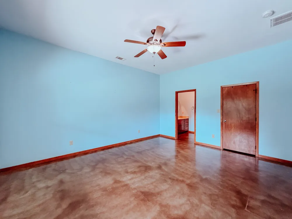 9982 County Road 4200 Kerens, TX 75144