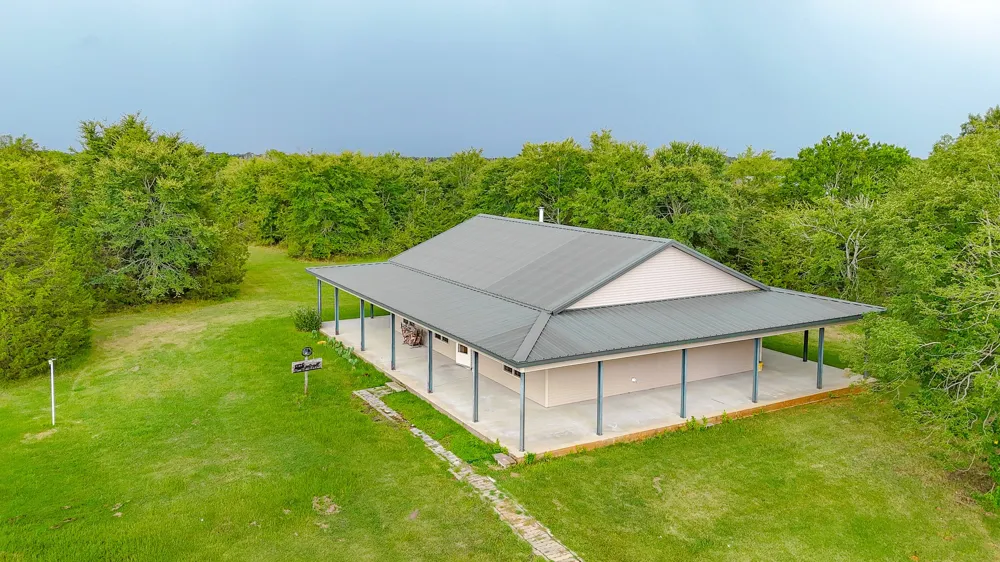 9982 County Road 4200 Kerens, TX 75144