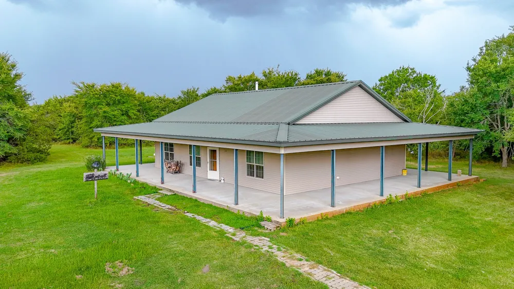 9982 County Road 4200 Kerens, TX 75144