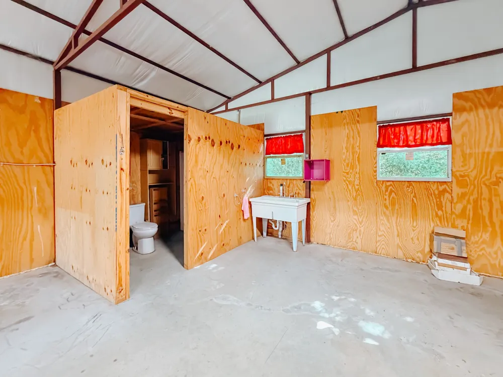 9982 County Road 4200 Kerens, TX 75144