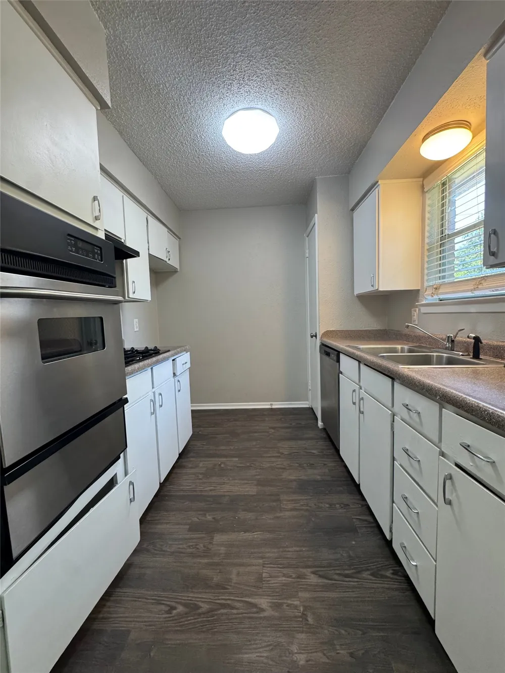 6936 Declaration Street Watauga, TX 76148