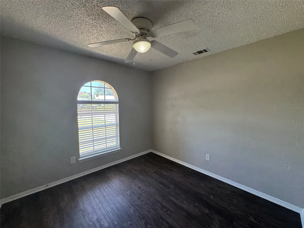 6936 Declaration Street Watauga, TX 76148