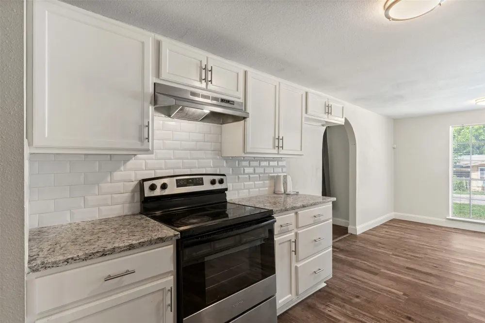 3123 Biway Street Sansom Park, TX 76114