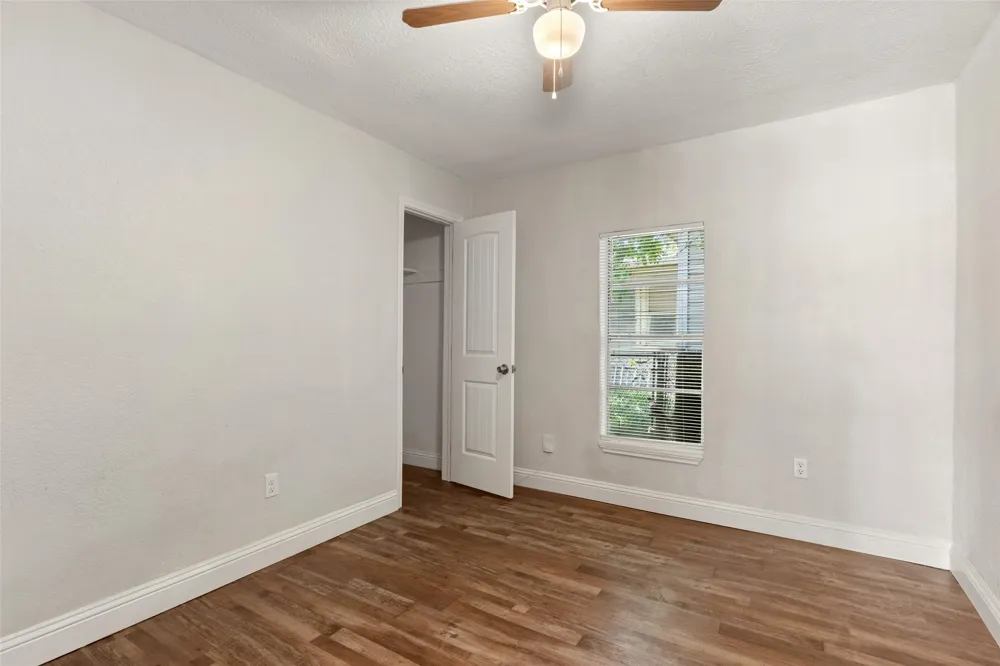 3123 Biway Street Sansom Park, TX 76114