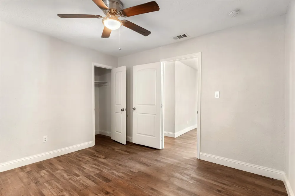 3123 Biway Street Sansom Park, TX 76114