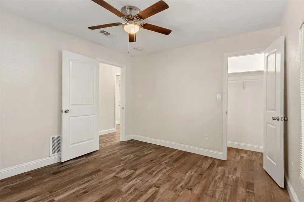 3123 Biway Street Sansom Park, TX 76114