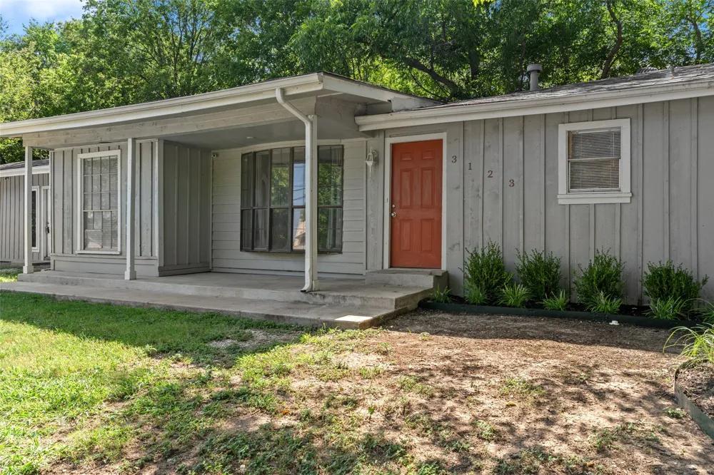 3123 Biway Street Sansom Park, TX 76114