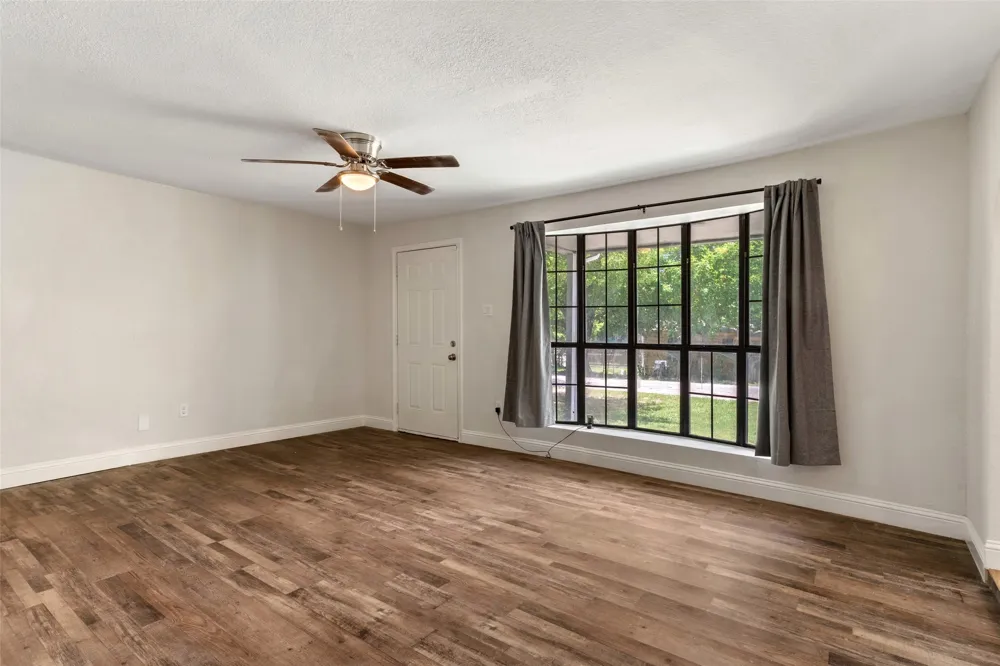 3123 Biway Street Sansom Park, TX 76114
