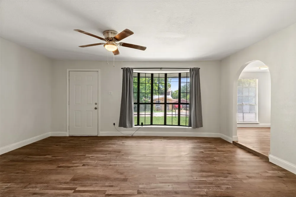 3123 Biway Street Sansom Park, TX 76114