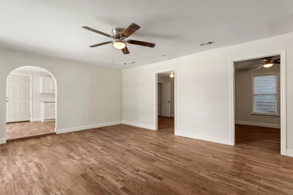 3123 Biway Street Sansom Park, TX 76114