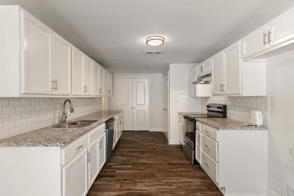 3123 Biway Street Sansom Park, TX 76114