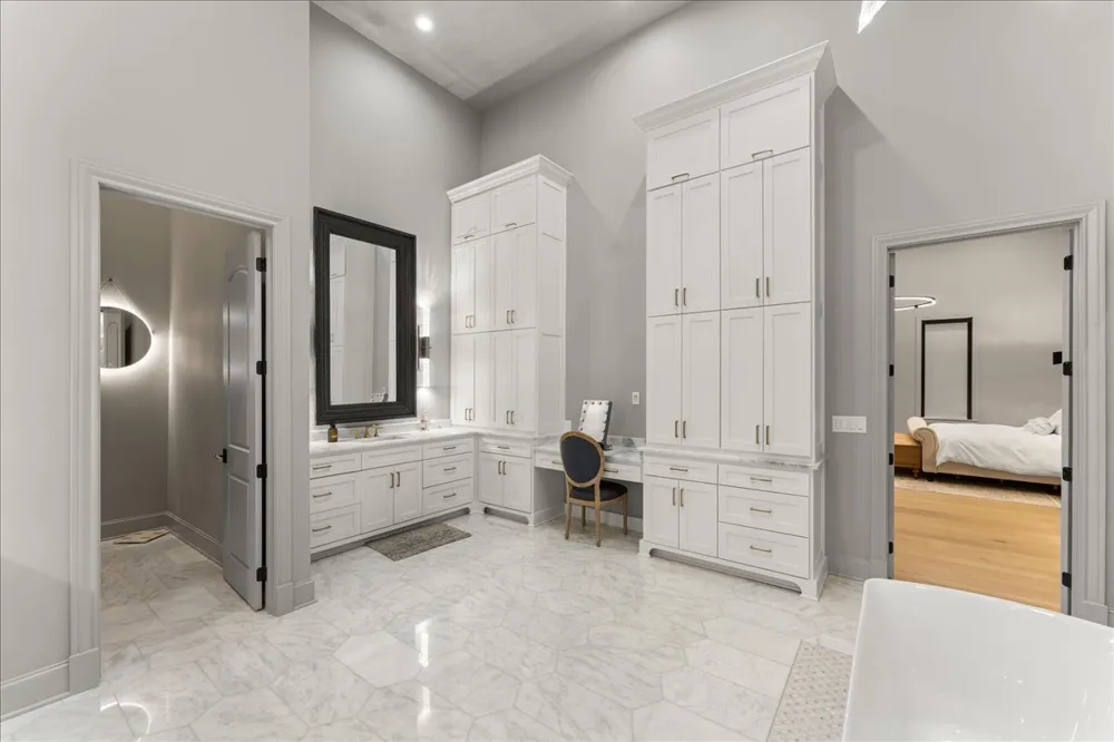 18245 W Fm 16 W Lindale, TX 75771