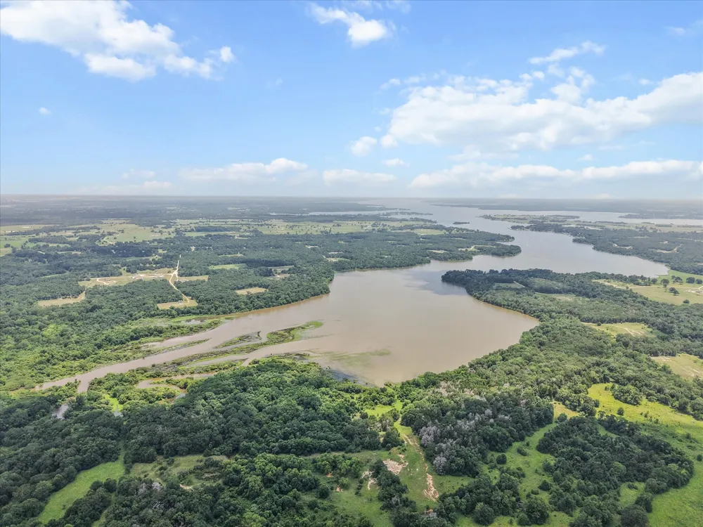 508 LCR 800 Groesbeck, TX 76642
