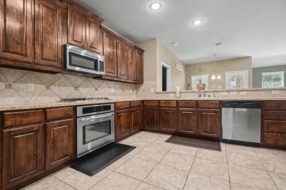 231 Orbit Drive Lavon, TX 75166