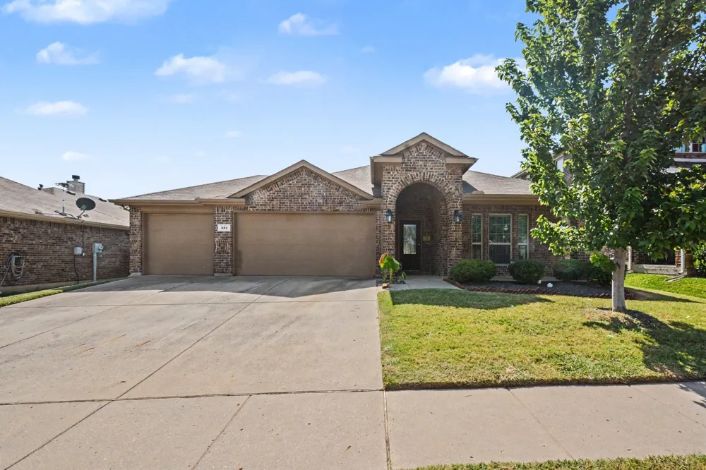 231 Orbit Drive Lavon, TX 75166