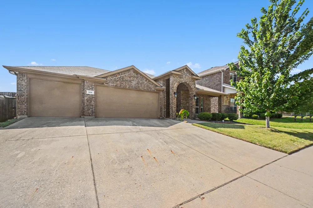 231 Orbit Drive Lavon, TX 75166