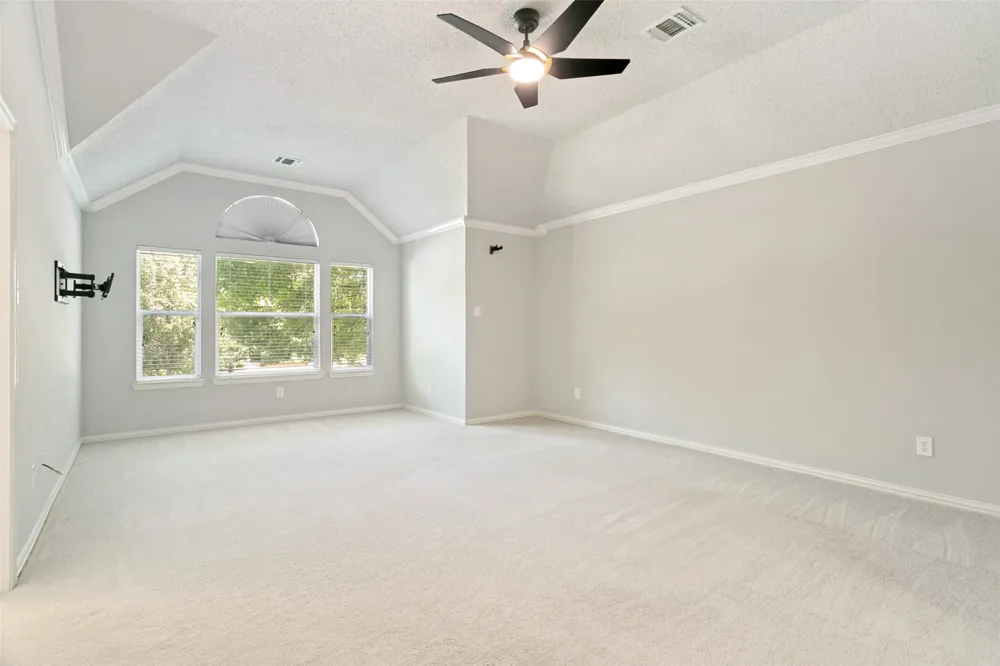 2811 Stonehurst Drive Grapevine, TX 76051
