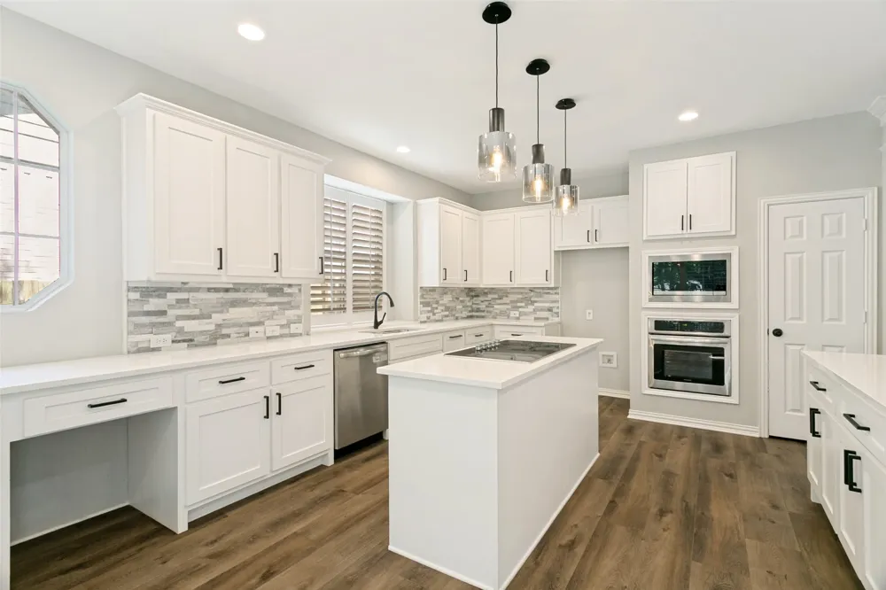 2811 Stonehurst Drive Grapevine, TX 76051
