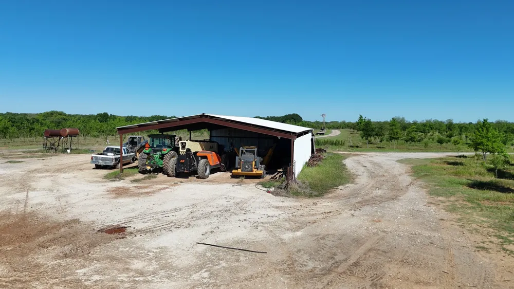 401 County Road 326 Comanche, TX 76442