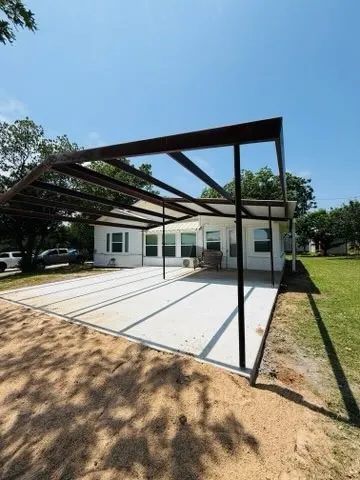 401 County Road 326 Comanche, TX 76442