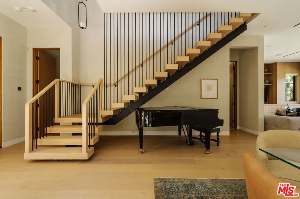4554 Wortser Avenue Studio City, CA 91604