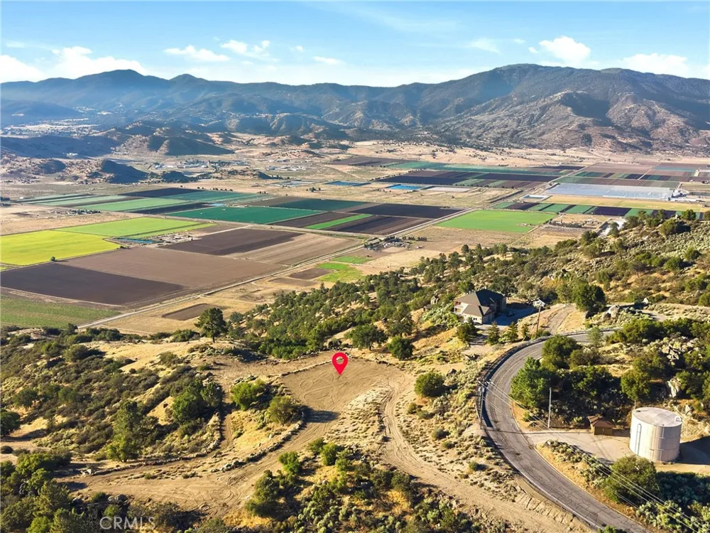 26400 Skyline Drive Tehachapi, CA 93561