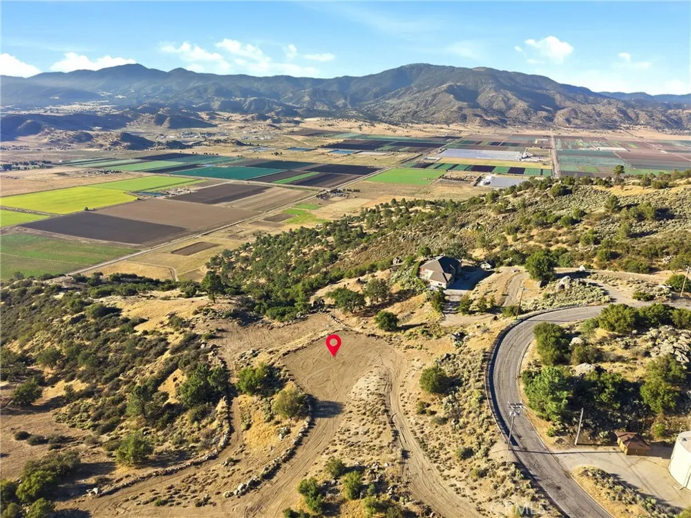 26400 Skyline Drive Tehachapi, CA 93561