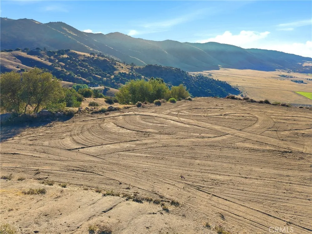 26400 Skyline Drive Tehachapi, CA 93561