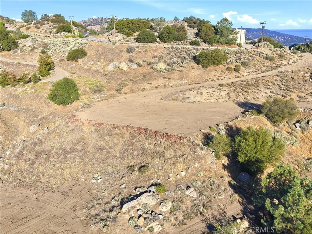 26400 Skyline Drive Tehachapi, CA 93561