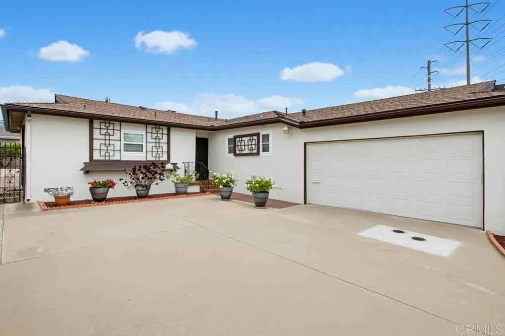 2638 Murray Ridge Road San Diego, CA 92123