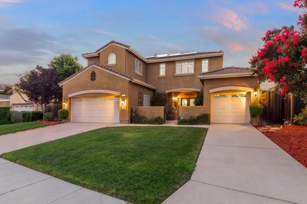 585 Calle Siena Morgan Hill, CA 95037