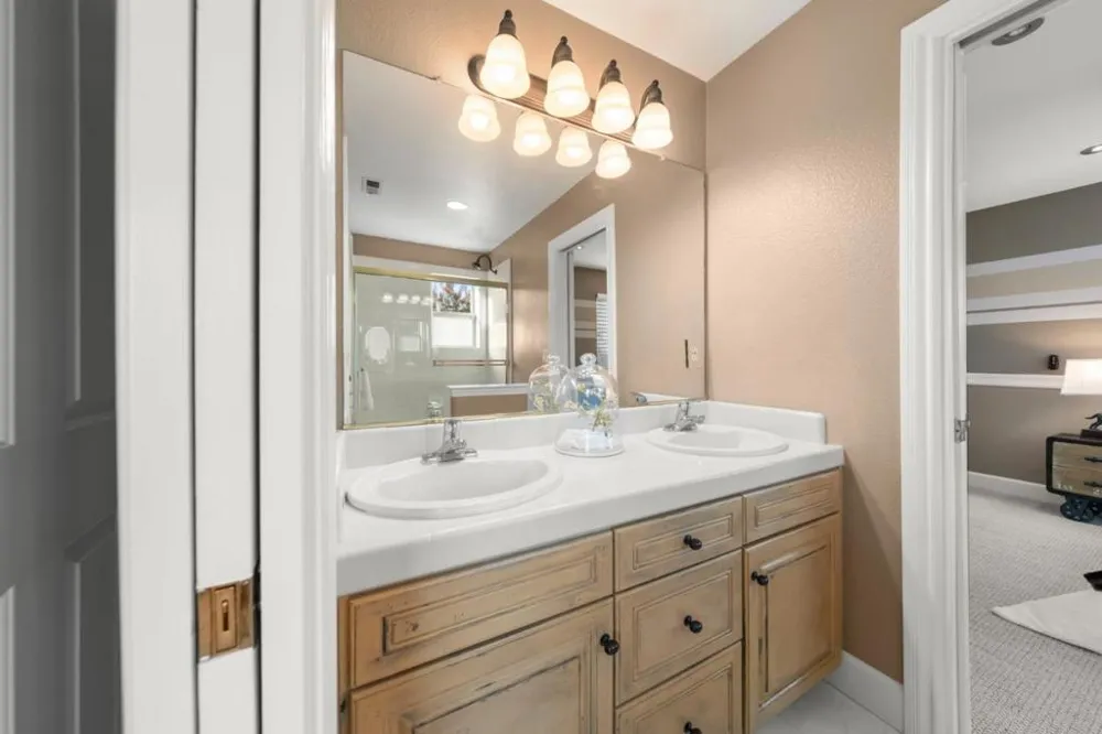 585 Calle Siena Morgan Hill, CA 95037