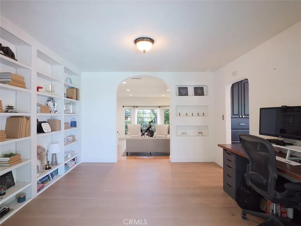 23 Country Meadow Road Rolling Hills Estates, CA 90274