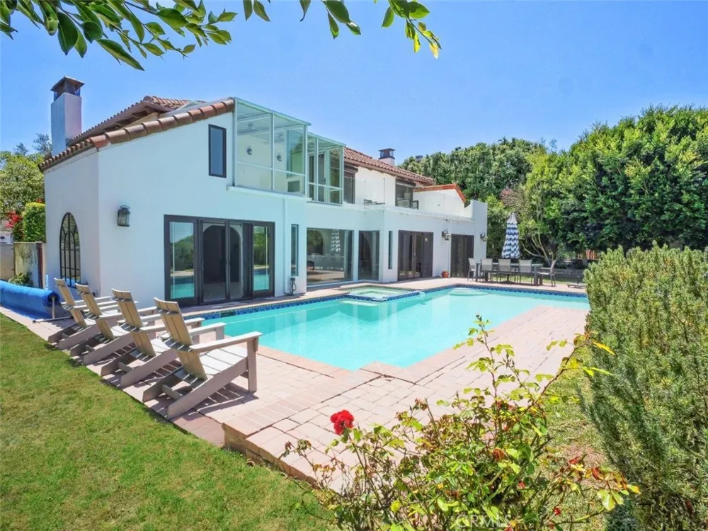 23 Country Meadow Road Rolling Hills Estates, CA 90274