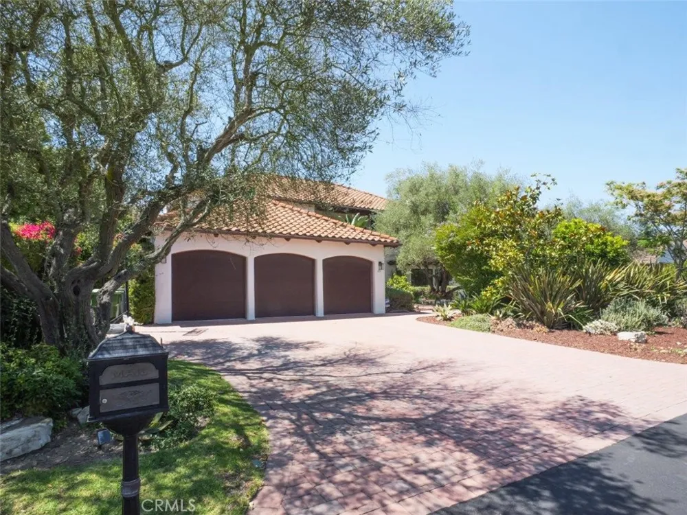 23 Country Meadow Road Rolling Hills Estates, CA 90274