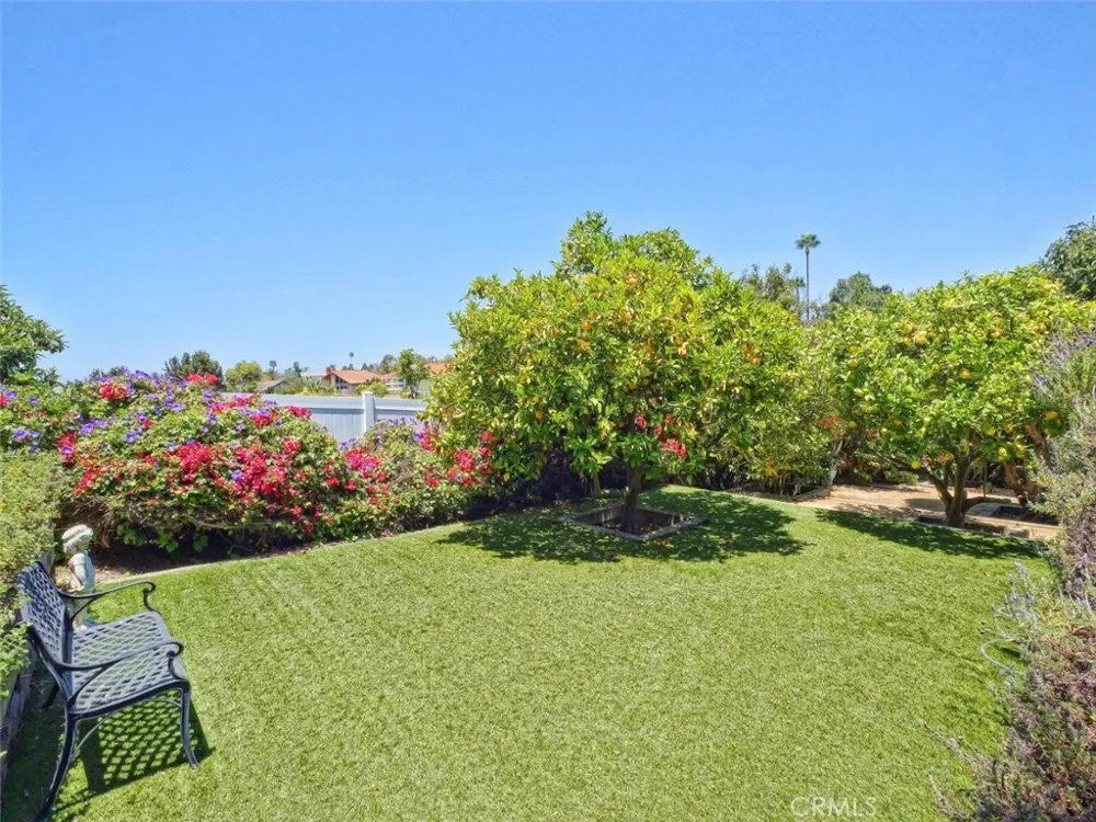 23 Country Meadow Road Rolling Hills Estates, CA 90274