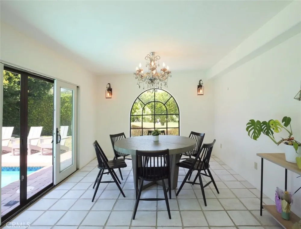 23 Country Meadow Road Rolling Hills Estates, CA 90274